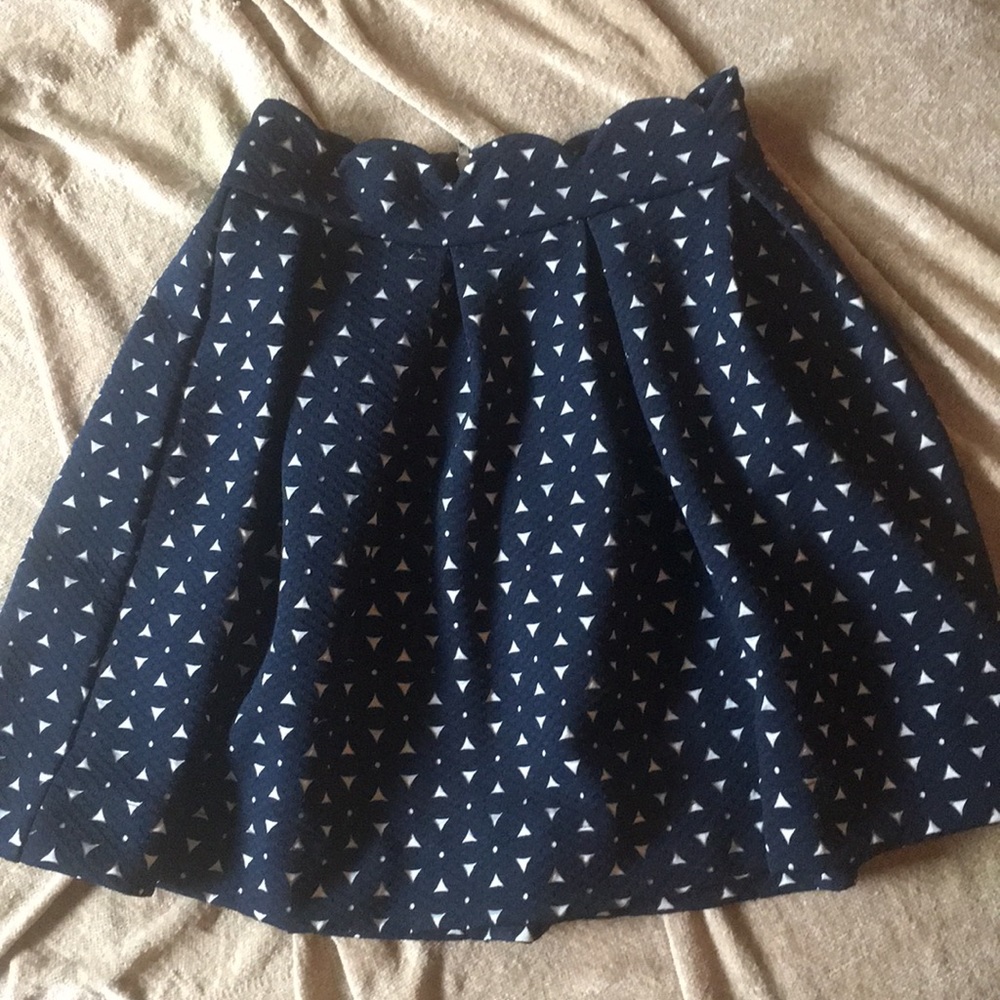 Navy with white triangle skirt